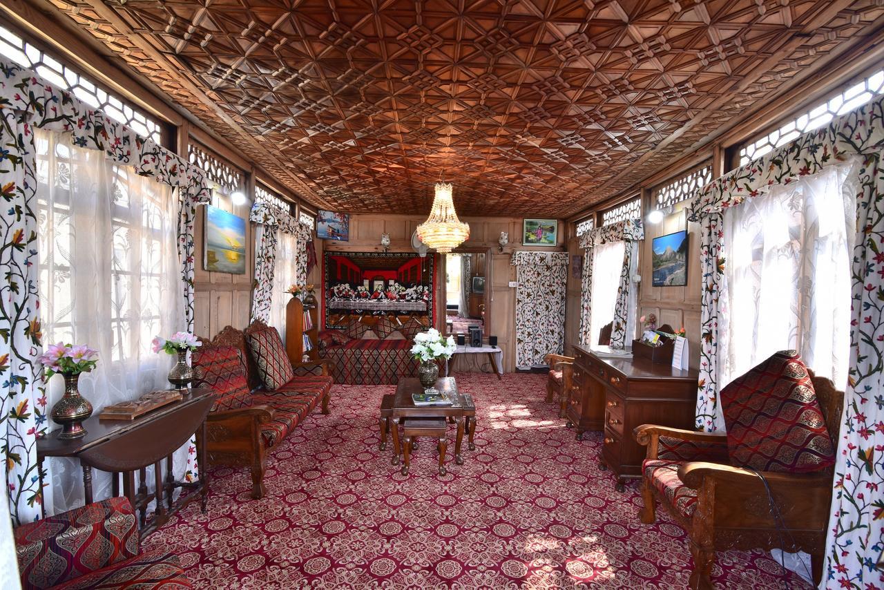 Golden Hopes Group Of Houseboats Hotel Srīnagar Kültér fotó